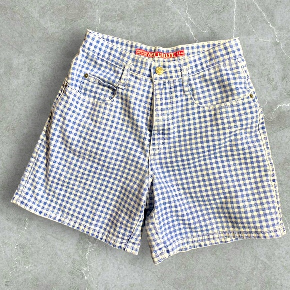 Not guilty plaid shorts - Picture 3 of 3